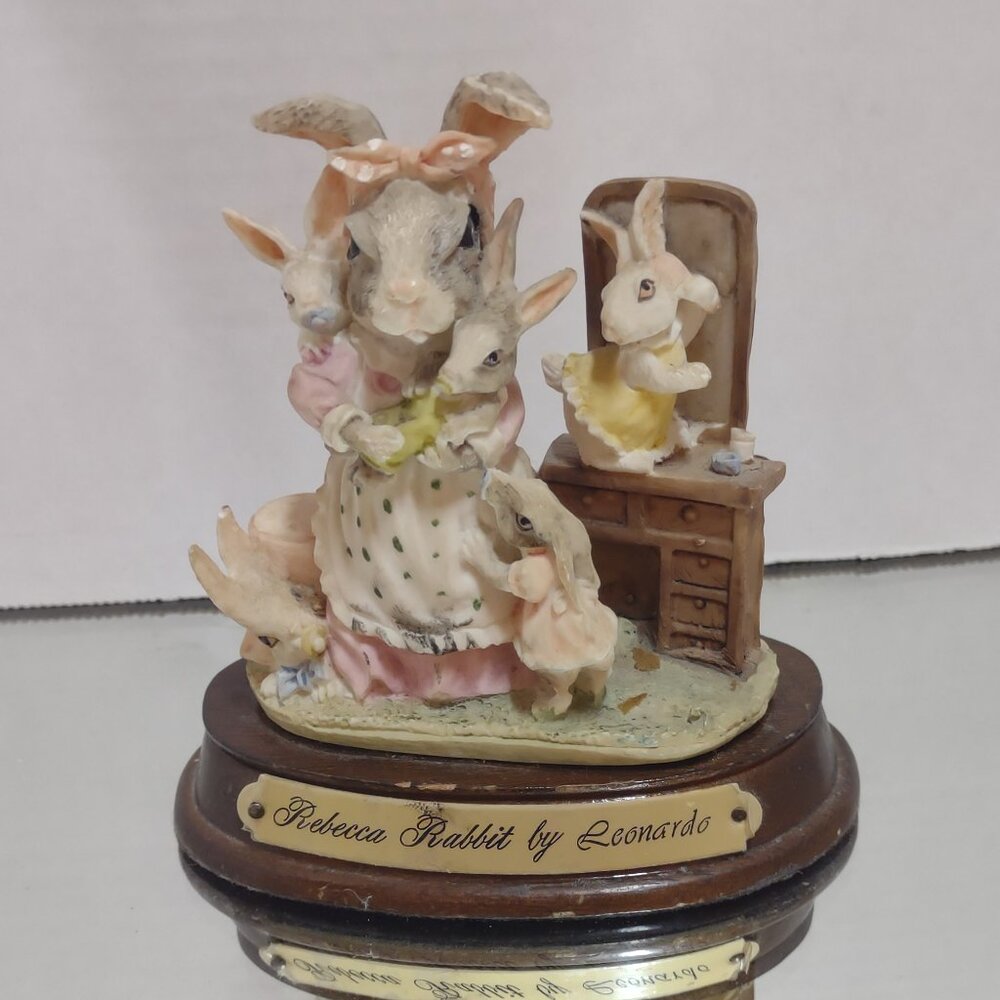 Little Nook Rebecca Rabbit Figurine 1988 Vintage LN-03 Decor Gift